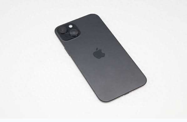 额尔古纳苹果手机维修分享iPhone 15 Plus换电池 